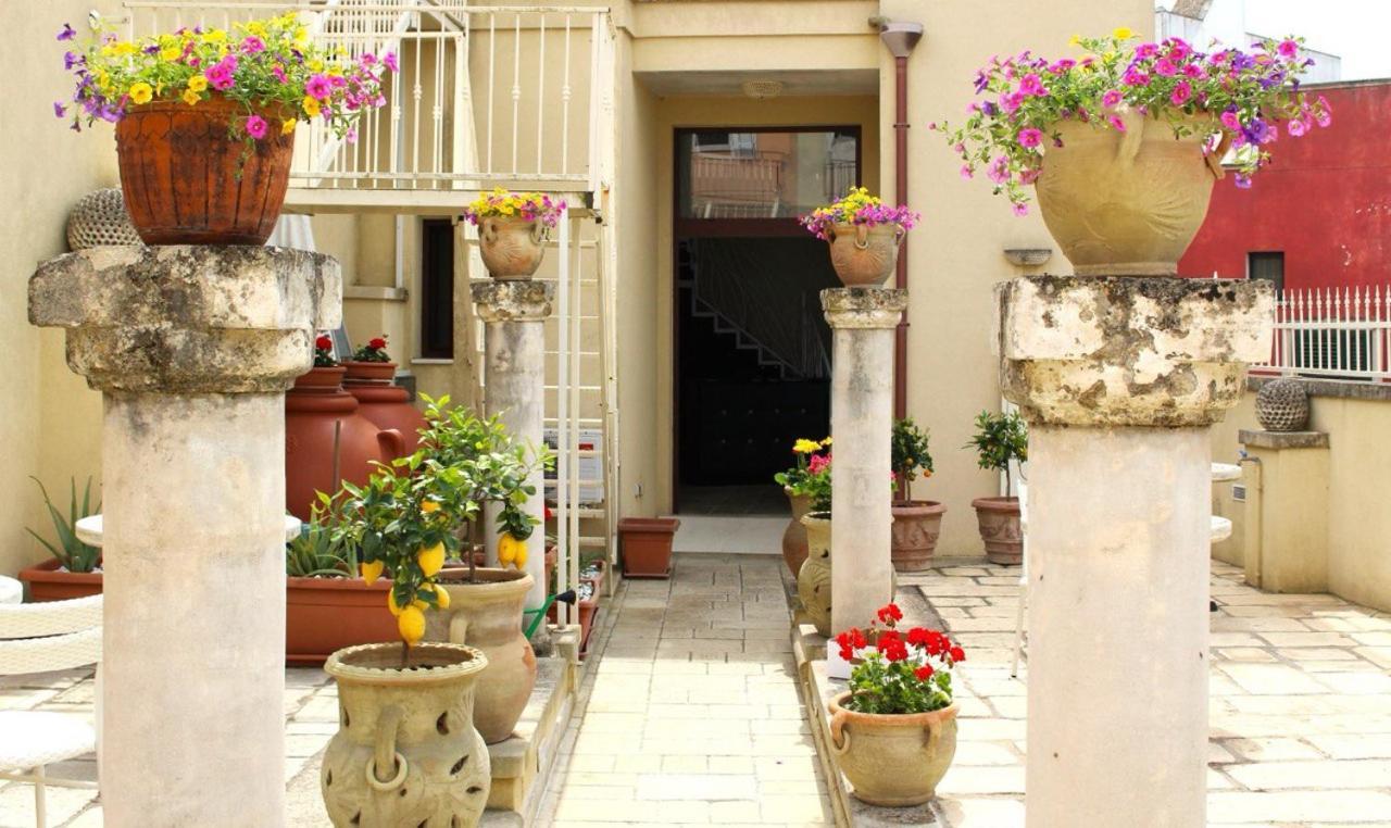Bed and Breakfast Palazzo Aurora Alezio Esterno foto